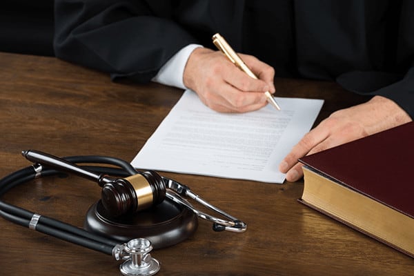 Medical Malpractice Lawsuit Lawyer